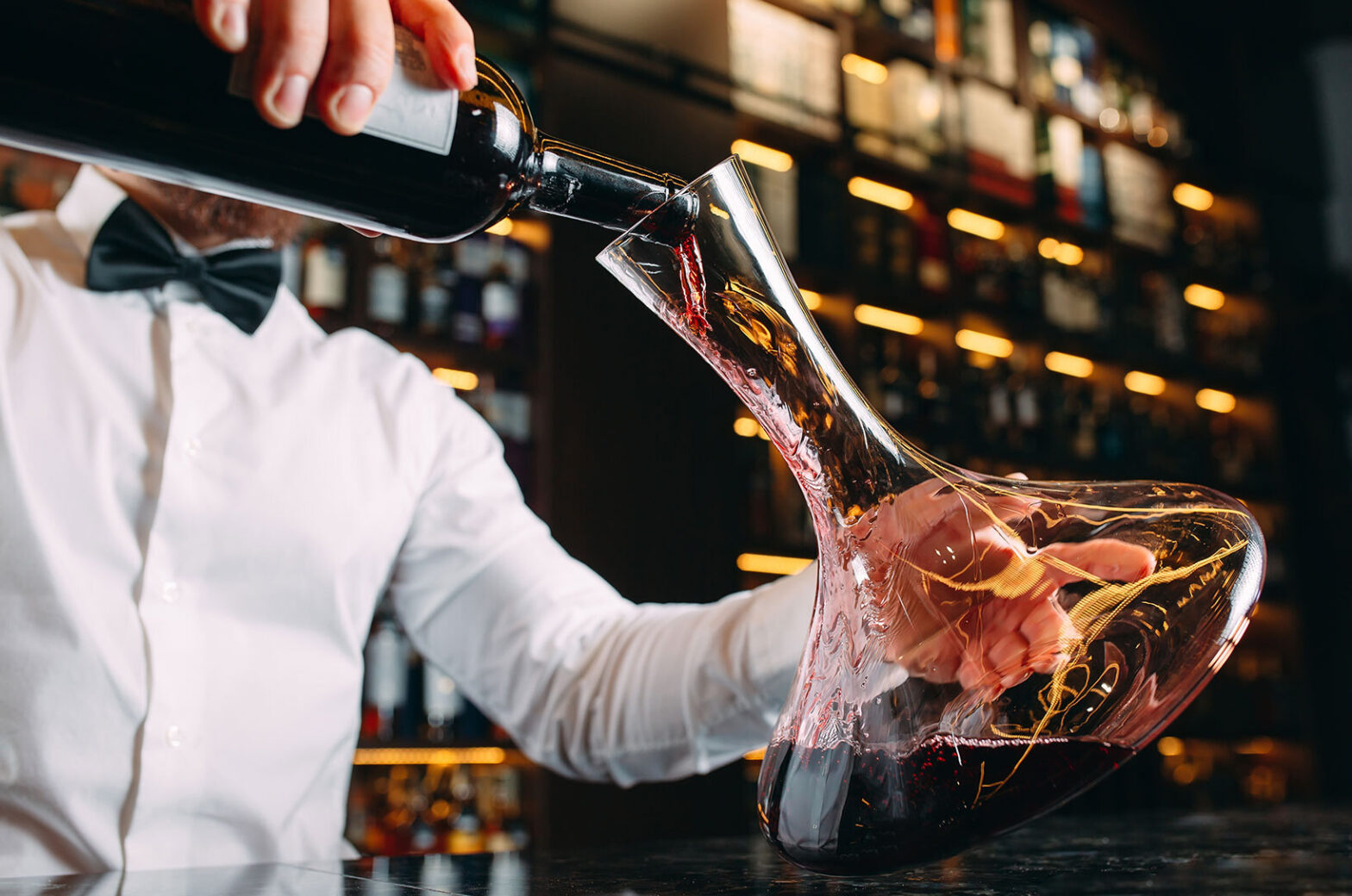 Ricarico vino al ristorante